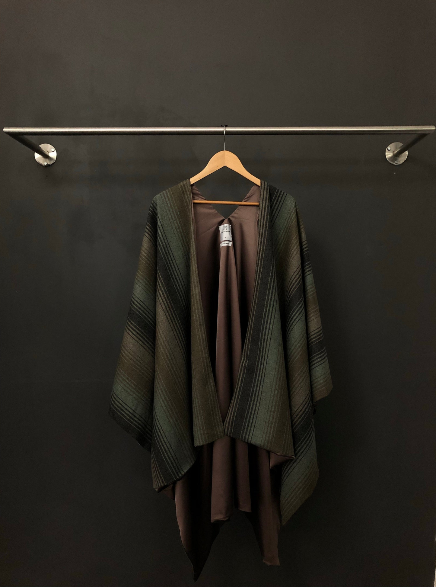 Cape Brooklyn Brown Lining