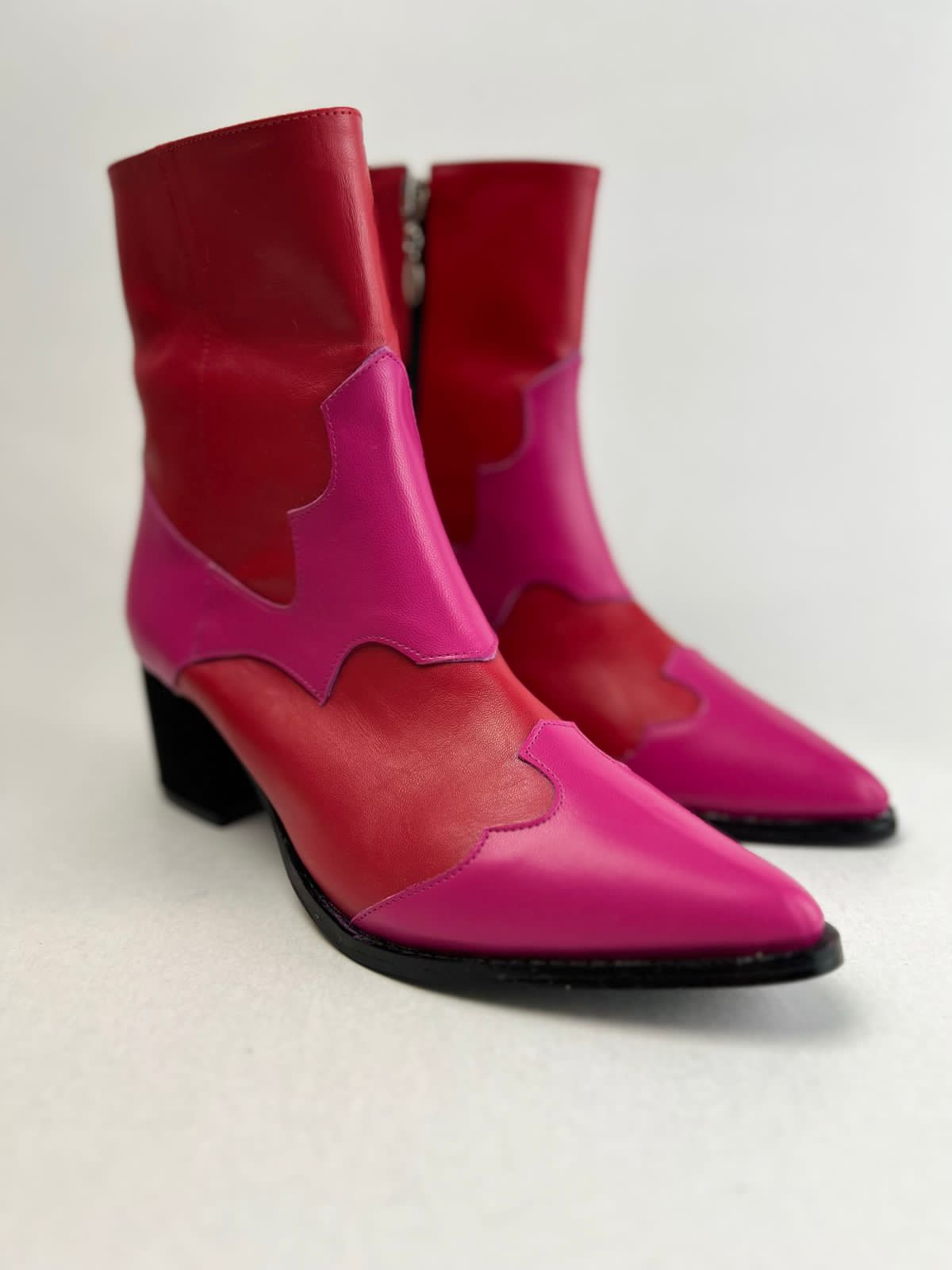Cowboy boots pink red