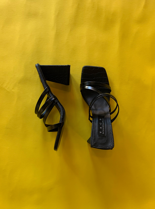 Mule sandals black