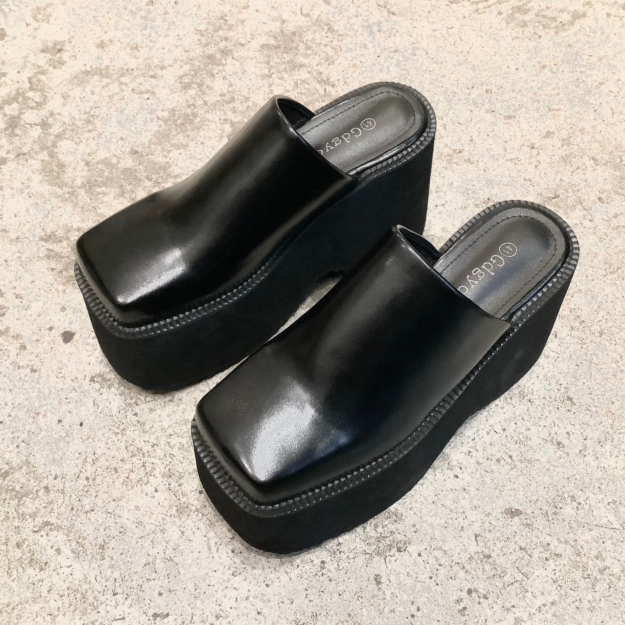 Platform Mules Black