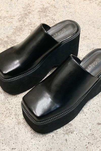 Platform Mules Black