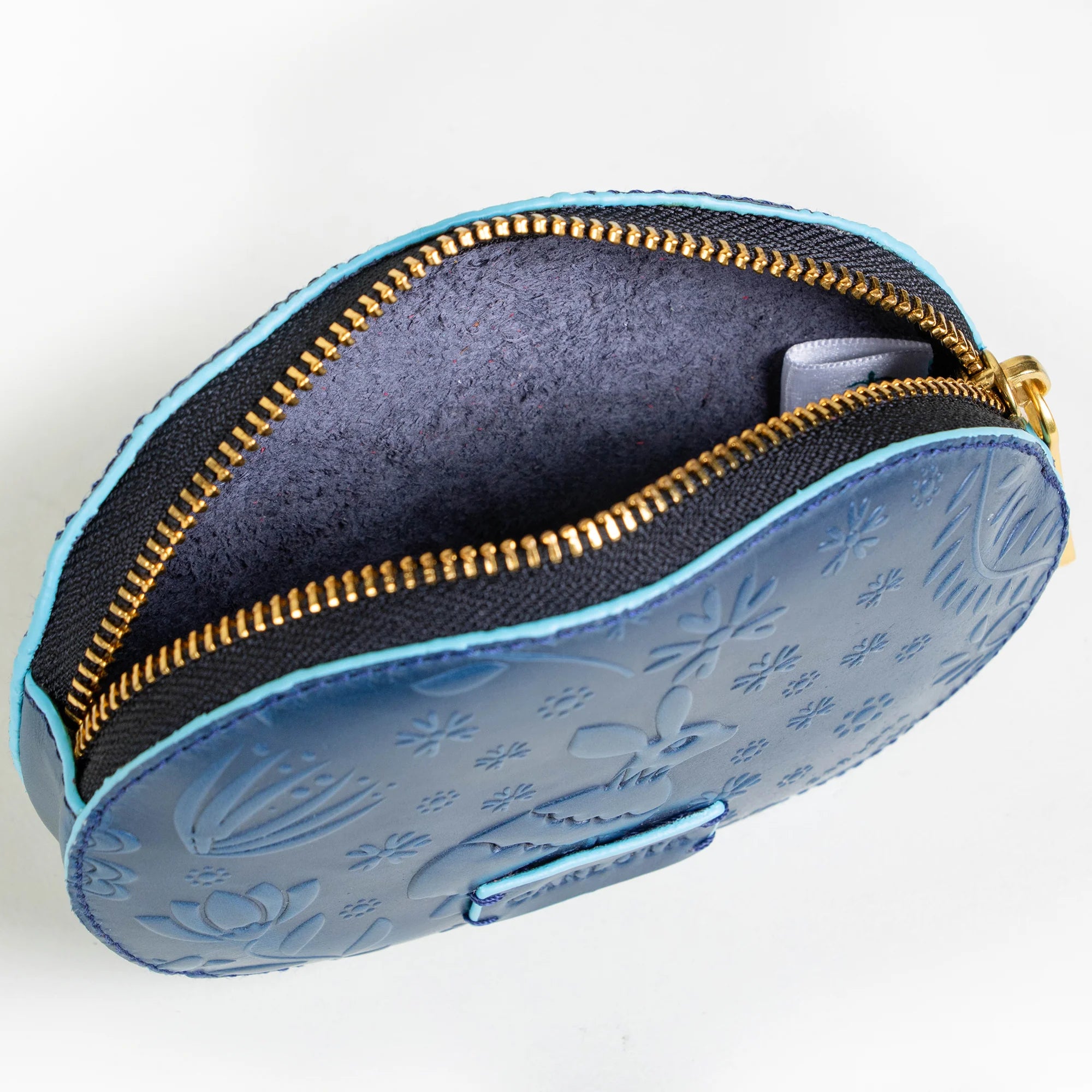 Oval Coin Purse Liebre Blue. CC381