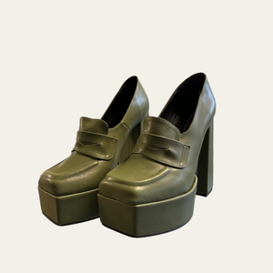 Boston’s Heels Moss