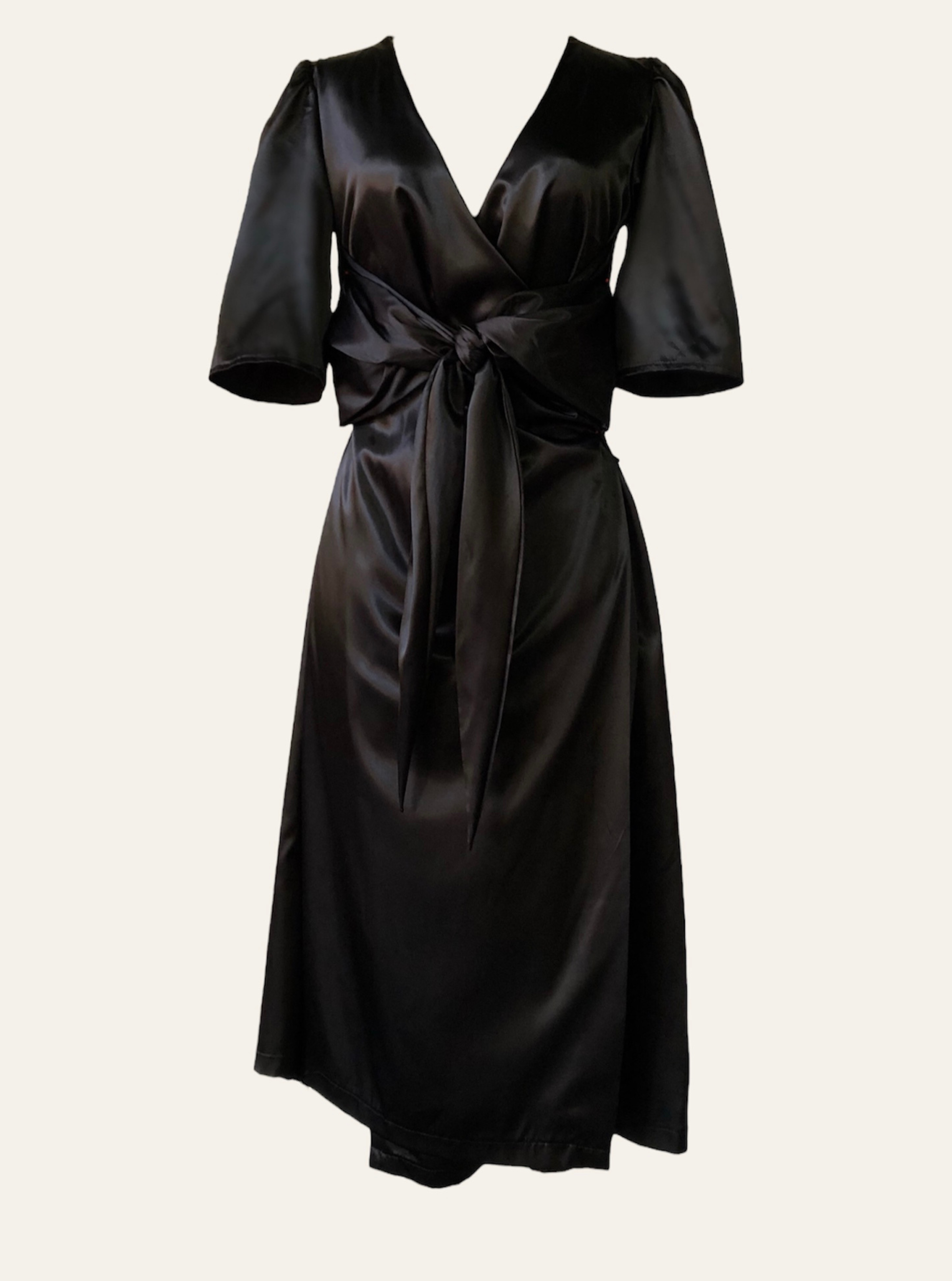 Satin Dress Luana Black