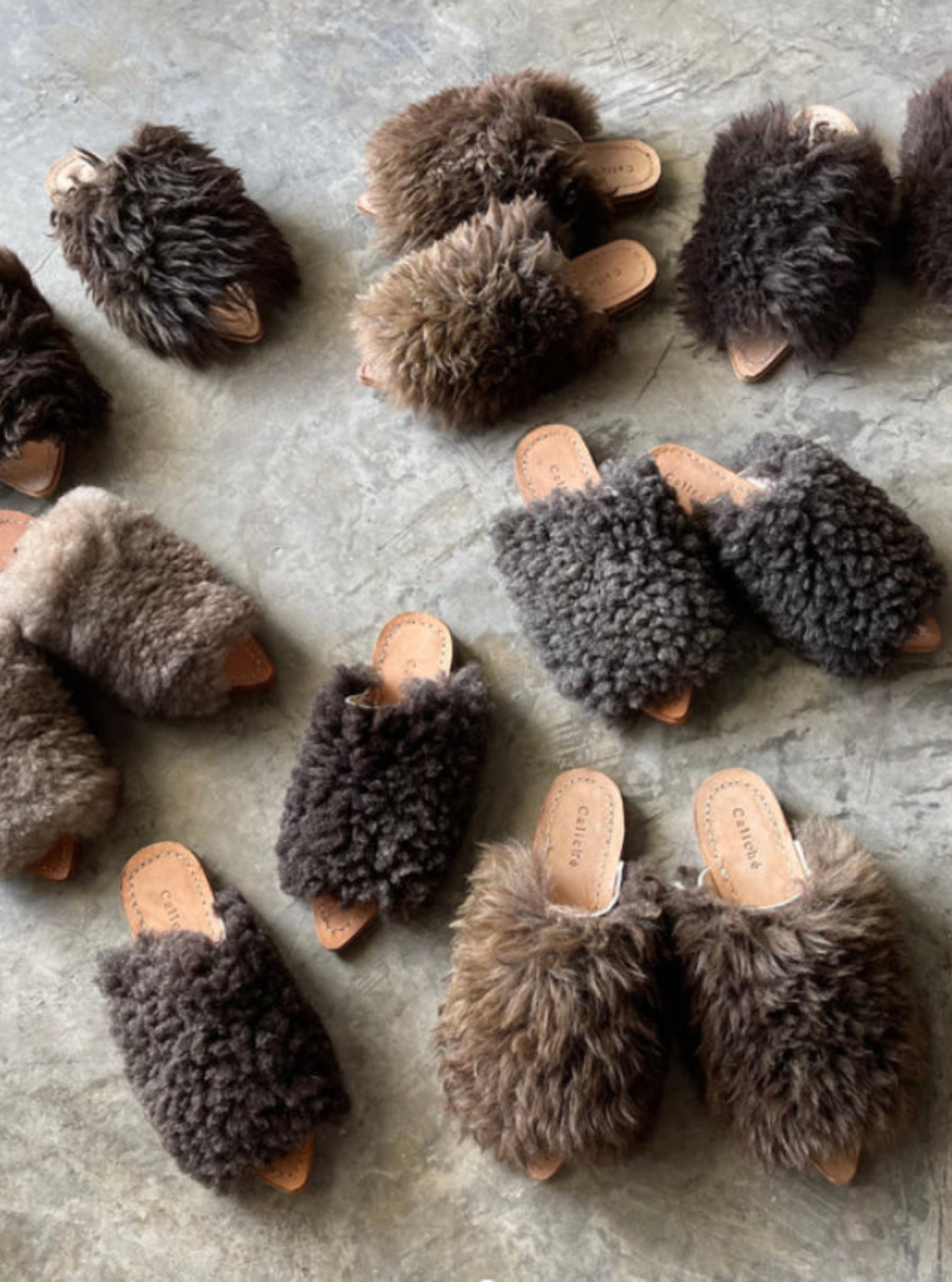 Mule Shoes Borreguito Dark